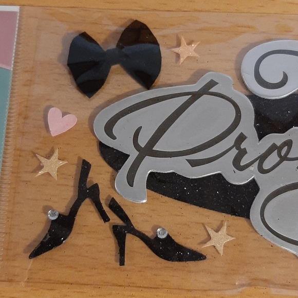💜4/$20💜 NWT Prom Scrapbooking Decorations - Picture 3 of 6